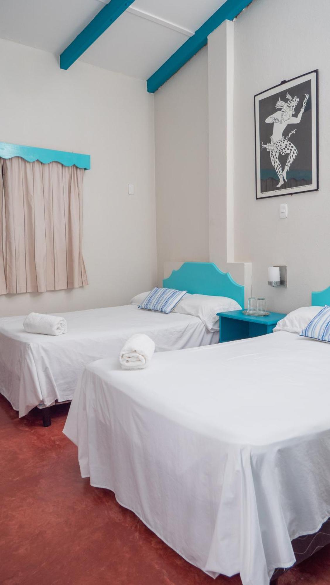 Hotel Petenchel Флорес Экстерьер фото